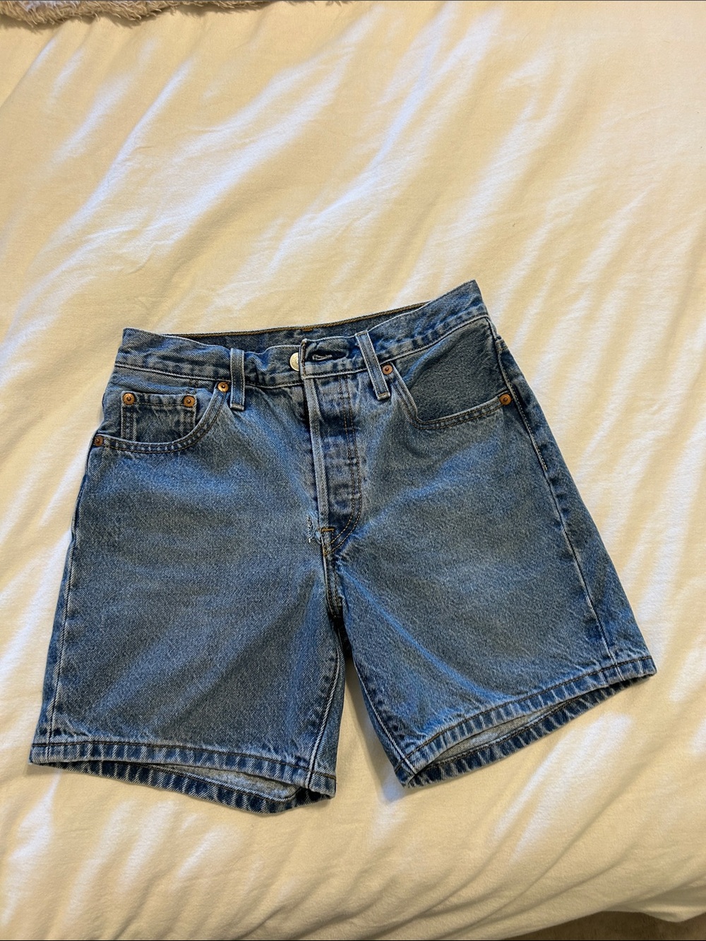 Levi's 501 Mid Thigh Denim Shorts Size 25